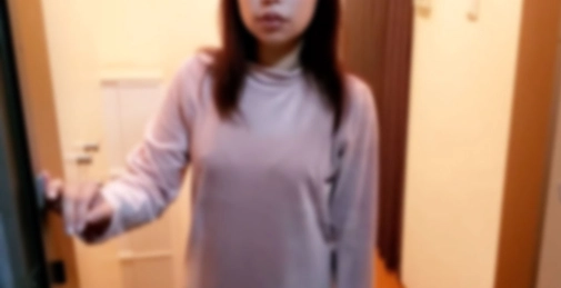 FC2PPV-4605992 【個人】**zzjynyzjjn 自宅前通路で咥え家の中に連れ込まれ肉便器膣内に連続中出しされ旦那に売られた妻 []