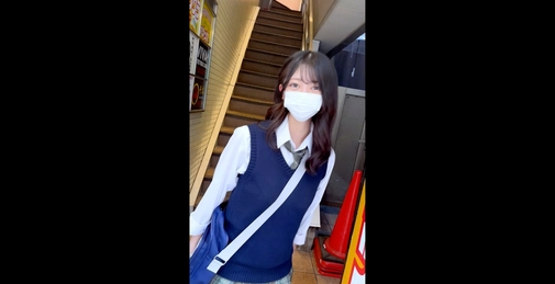 FC2PPV-4607468 【話題作】**zzjynyzjjn 炎上＆活動休止中　18歳アイドル研修生。反省の色一切無しでFC2出演　禁断の映像初公開。 []