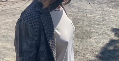 FC2PPV-4657473 和她进行了一次暴露约会后，在酒店里，她一边说着‘大叔的鸡巴，好恶心w’‘快点射啊！**sxjzysqyn’之类的话，我内射了ww 还有赠品。 []