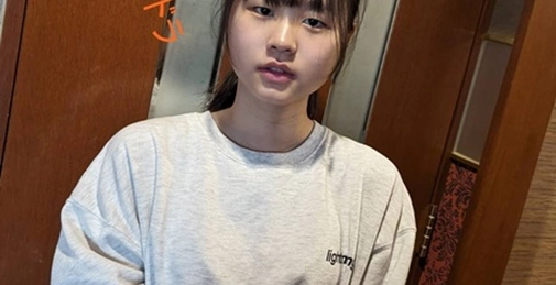 FC2PPV-4450862 完全无加工素颜F杯Kirari酱。如此可爱的有男友的女孩，为什么允许进行露脸性爱拍摄和内射呢？那是神赐予的奇迹。 []