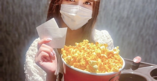 FC2PPV-4503128 【初·无修正】羞涩笑容可爱的『京〇』内定宅女22岁大学生。为偿还奖学金做出艰难决定。在自拍中虽显犹豫，却以甜美声音喘息，两次内射 []