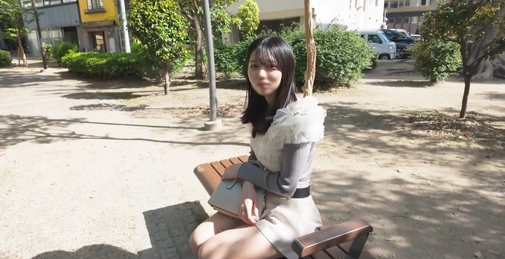 FC2PPV-4681481 初拍摄※E罩杯22岁笑容灿烂的新毕业沉默OL从初次约会到结合！？ []