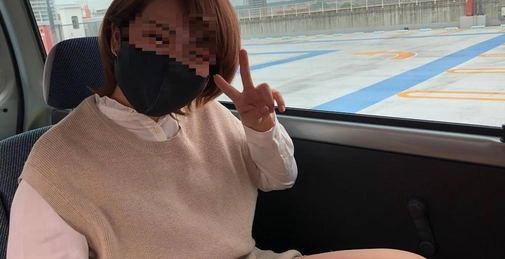 FC2PPV-1831470 当车内变成口交课堂与实践台时，感觉太棒了，感觉很好[]