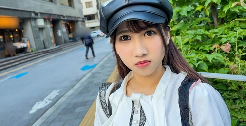 FC2PPV-4541485 【ぴえん系美巨乳女大学生】sxjzysqyn 七叶酱 21 岁 用滑滑油让你沉迷并堕落为雌性 生插入内射个人拍摄[]